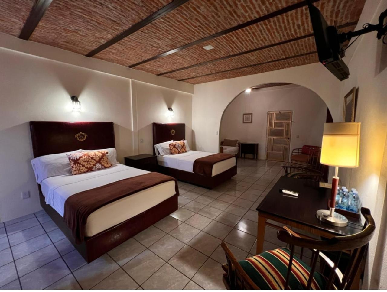 Hotel & Eventos Xalos Jalostotitlan Exterior photo