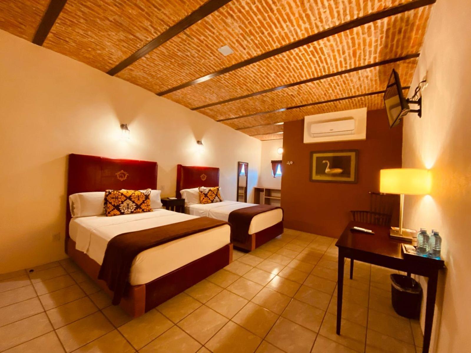 Hotel & Eventos Xalos Jalostotitlan Exterior photo